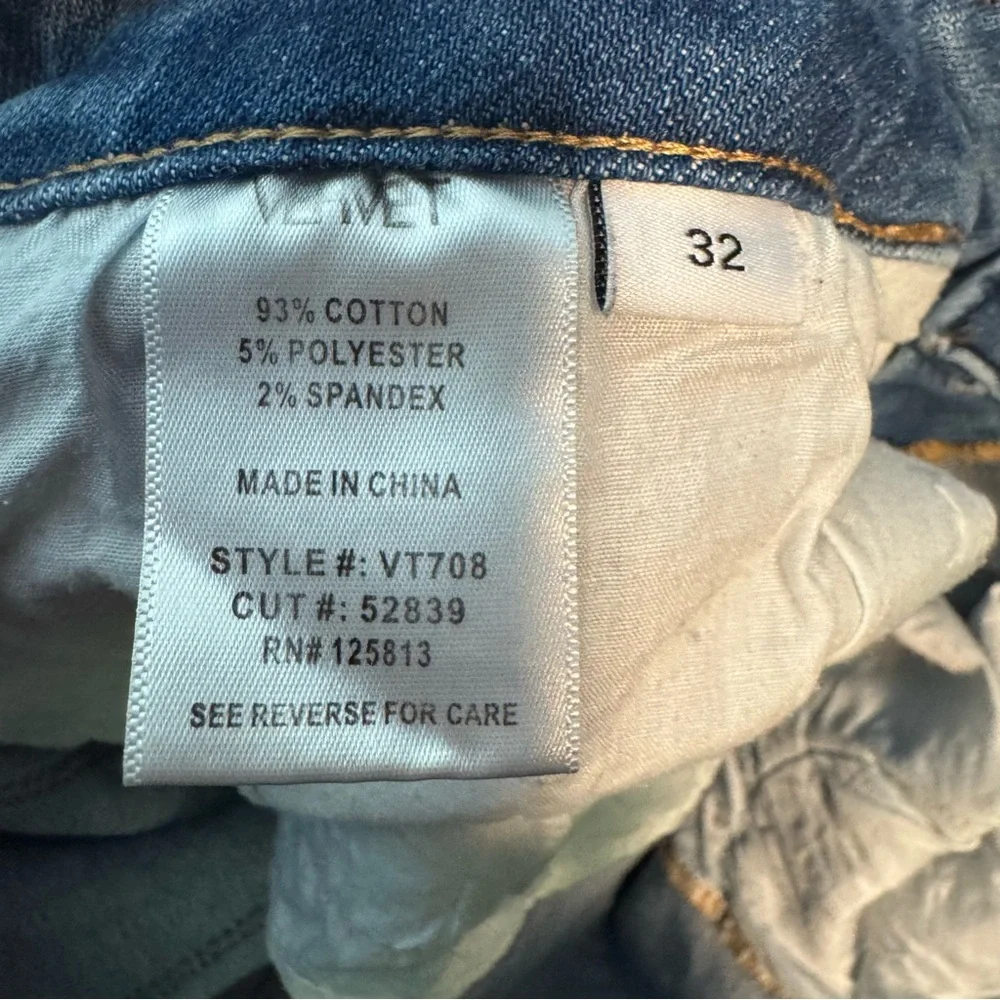 Vervet Classic‎ Blue Distressed Women Jeans Size 32 Style VT708